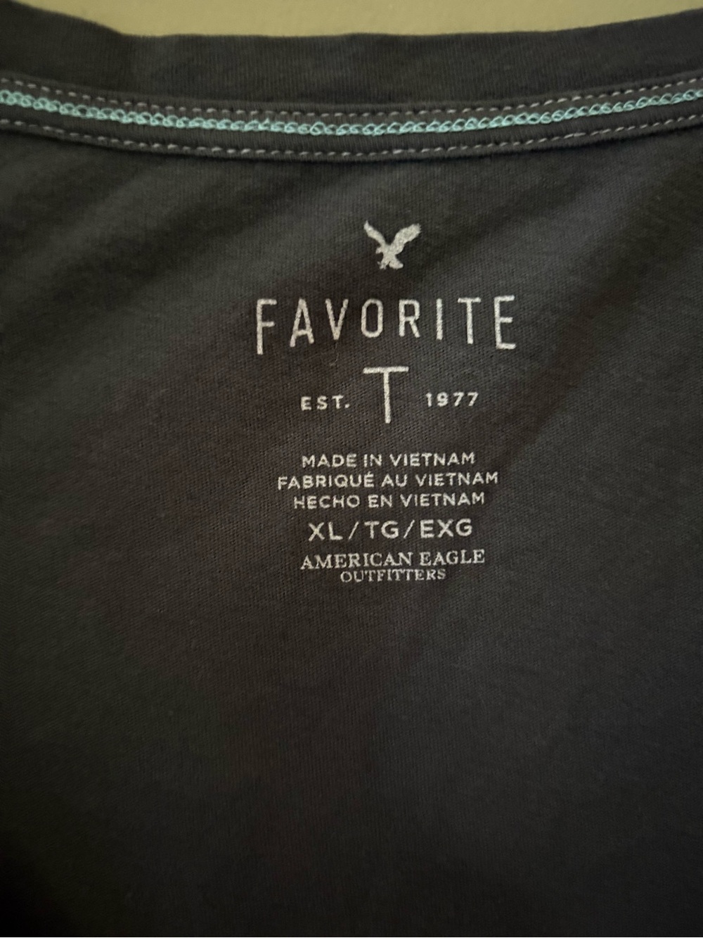 NWT American Eagle Women’s Favorite T V-Neck Size XL Black - Picture 3 of 10